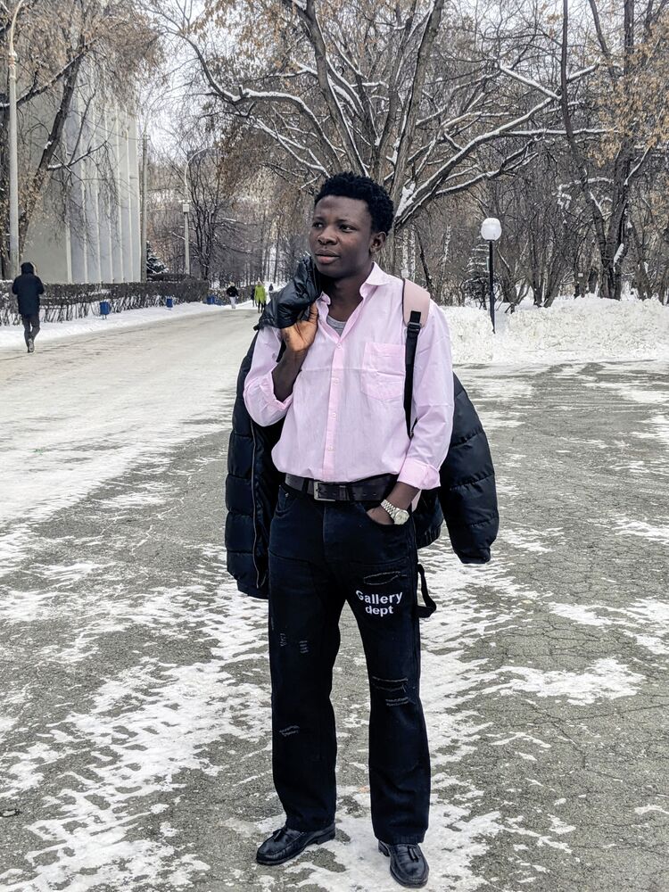 ���� 54886698 ����� Olivier, 22 ����, ���� ���������� � �������������