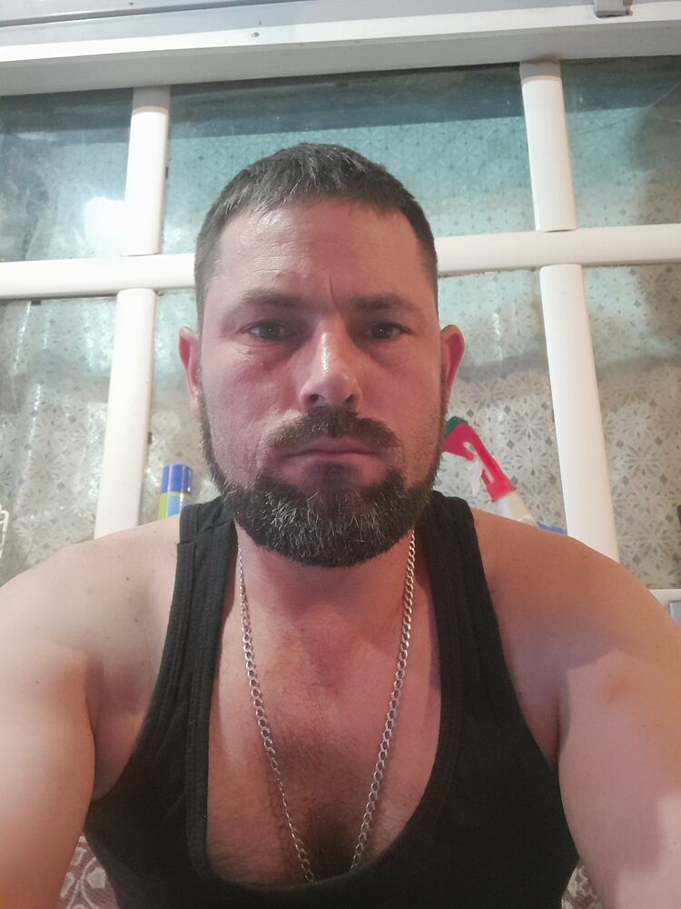  ,   Anton, 41 ,   ,   , c 