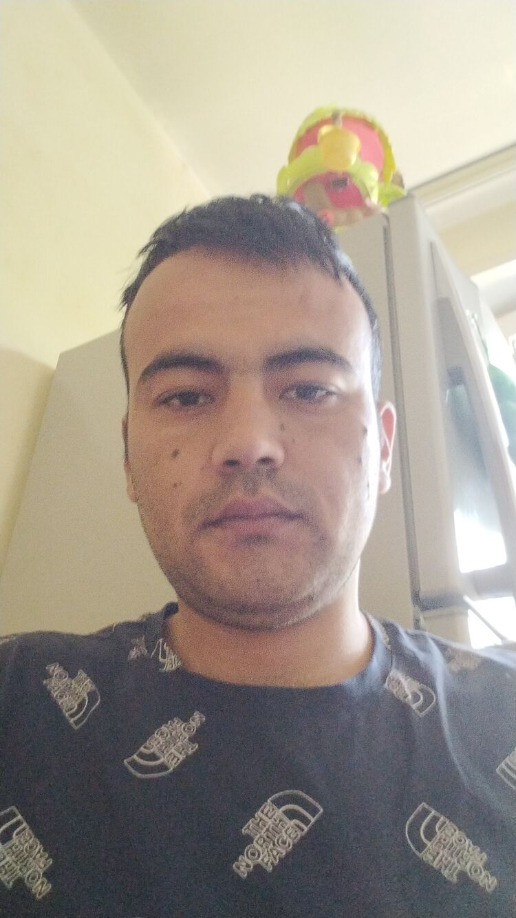  51944368  Shuhrat, 29 ,    