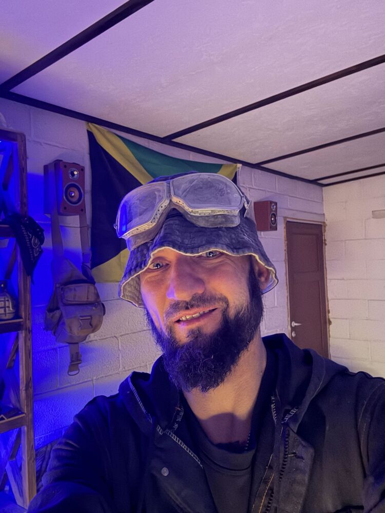 ���� 56221098 ������� �����, 42 ����, ���� ���������� � ������