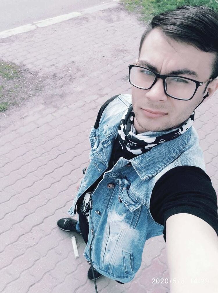  19828588  , 27 ,    