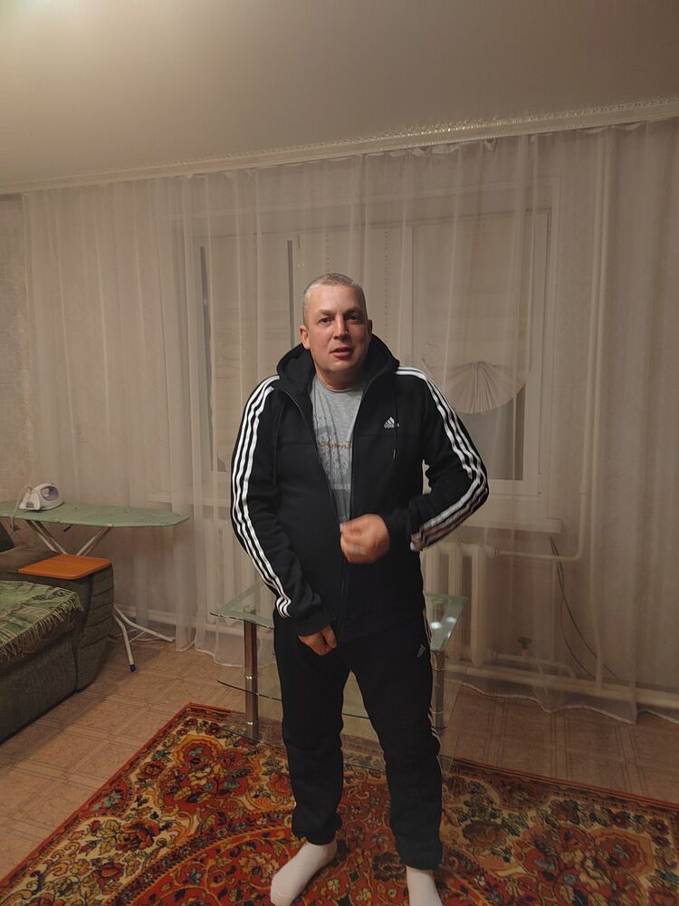  48223428  EVGENY, 48 ,    