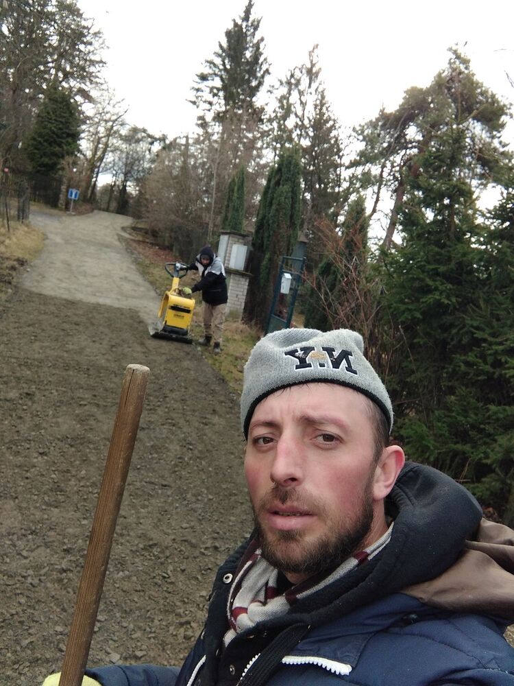  19340088  Adrian, 34 ,    Praha