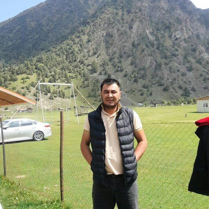  38350468  Umar, 36 ,    -