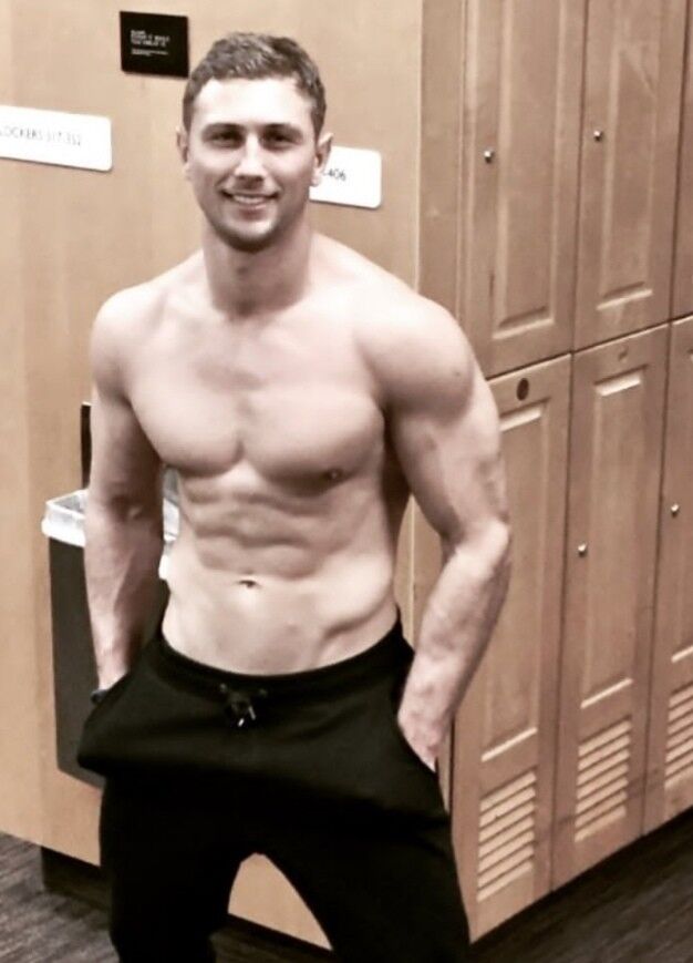 ���������� ������, ���� ������� Adam, 40 ���, ������������ ��� ������, ����� � ���������, c�������� ���������