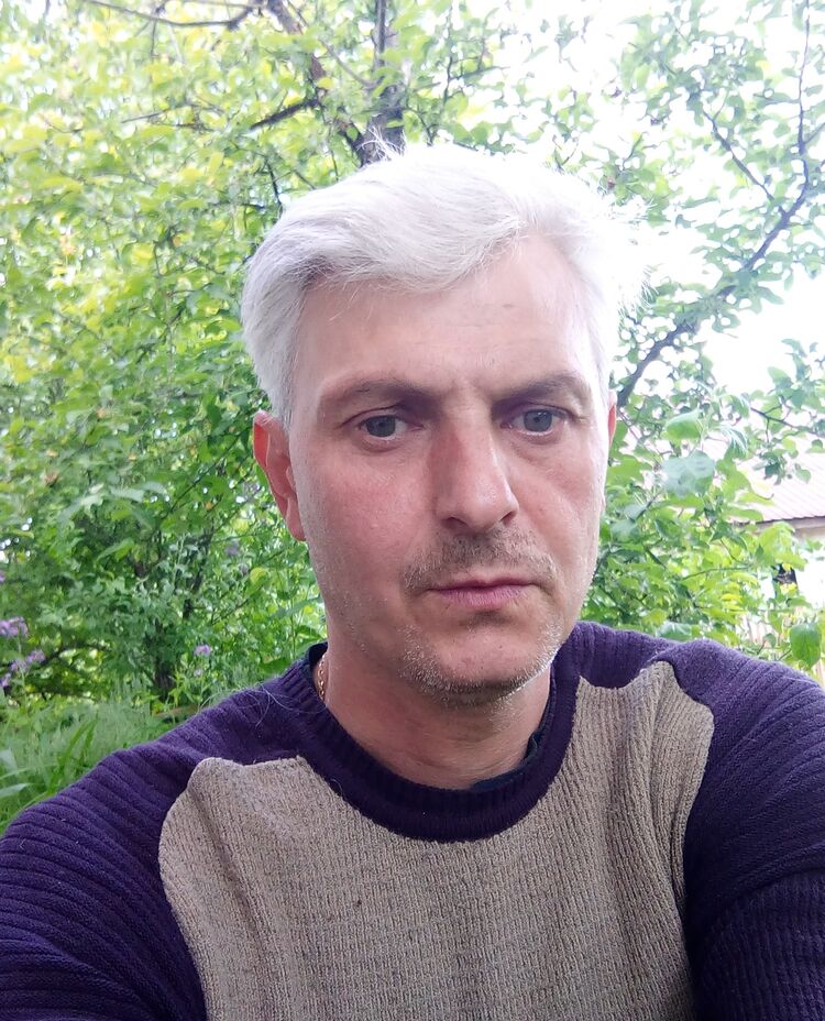  ,   Andrej, 47 ,   ,   , c , 