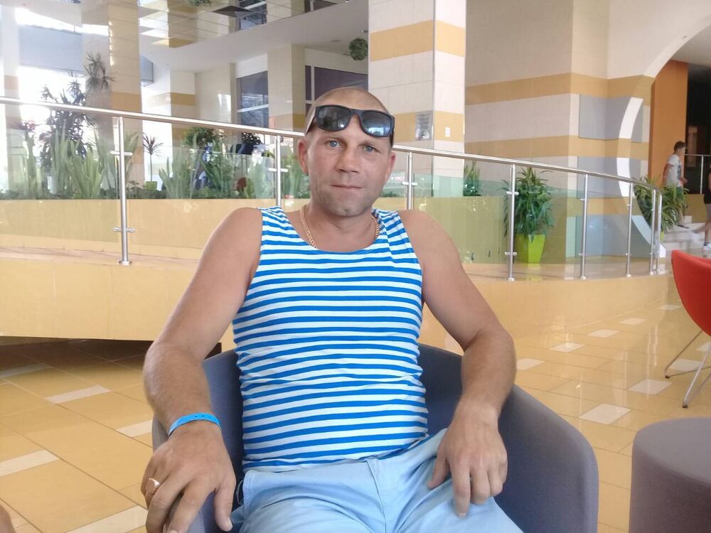  ,   Serghei, 45 ,   ,   