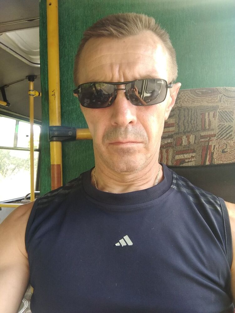  21842678  , 53 ,    