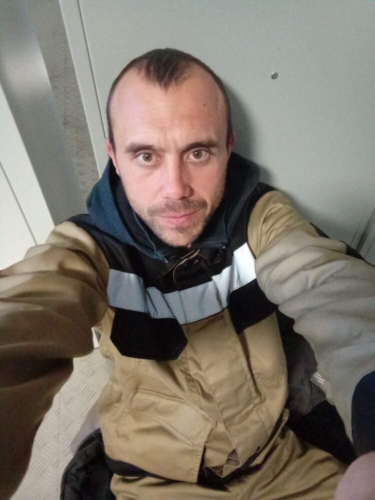  30307538  , 37 ,    