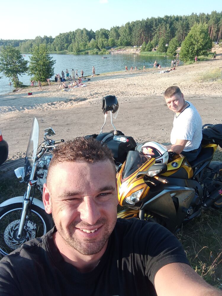  ,   Pavel, 38 ,   ,   , c , 