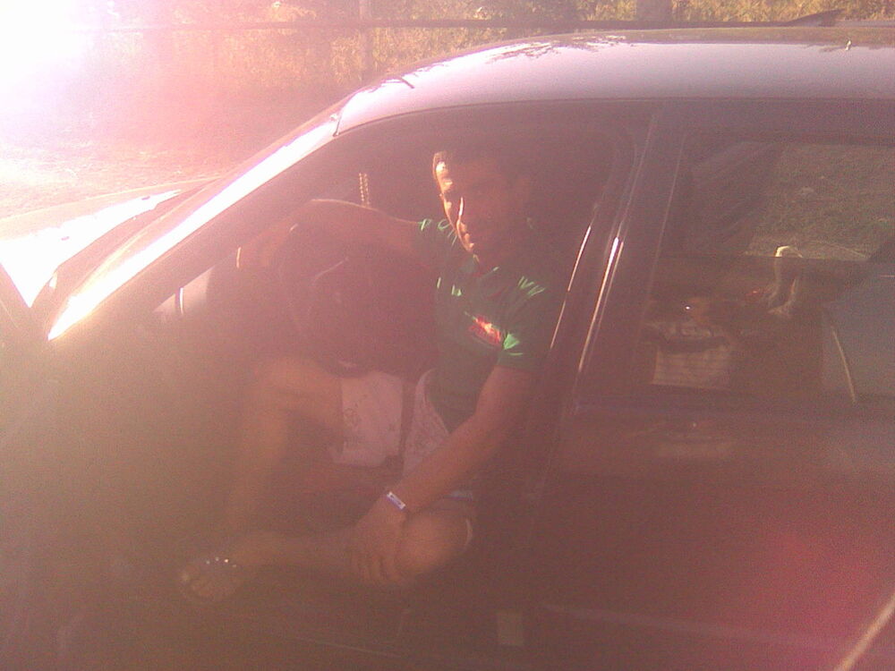  ,   Vahe, 41 ,   