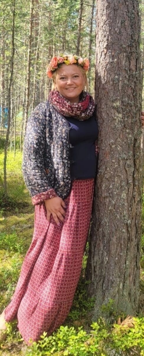  53742008  , 52 ,    -