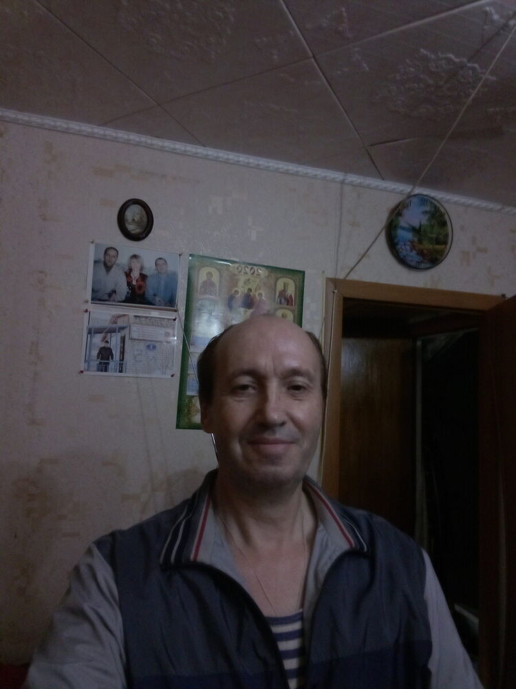  ,   Maikl, 81 ,     , c 