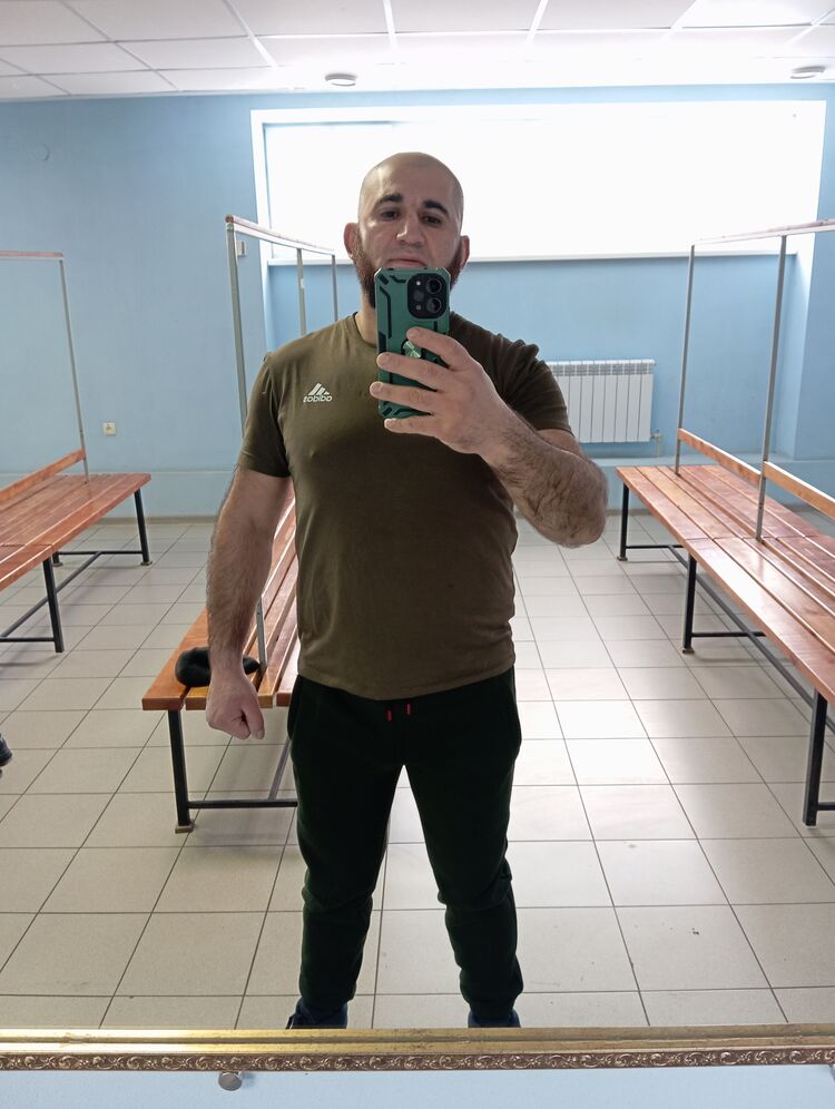  40724348  , 41 ,    