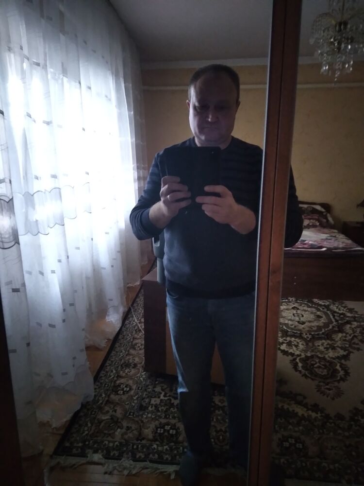  46795028  , 35 ,    