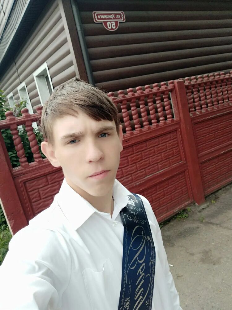 52819538  , 21 ,    