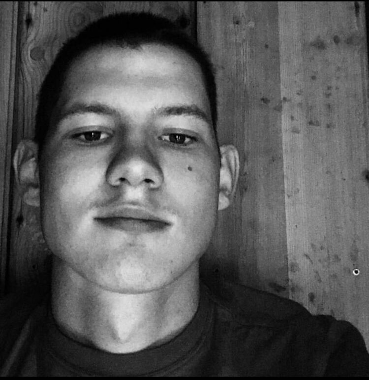  54103208  , 22 ,    --