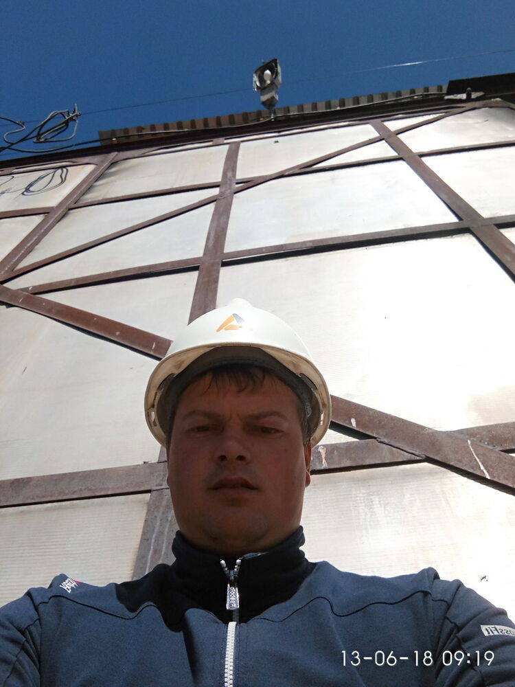  -,   Pavel, 40 ,   