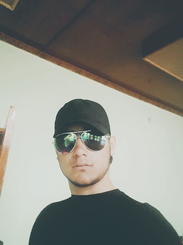  34032298  , 25 ,    -