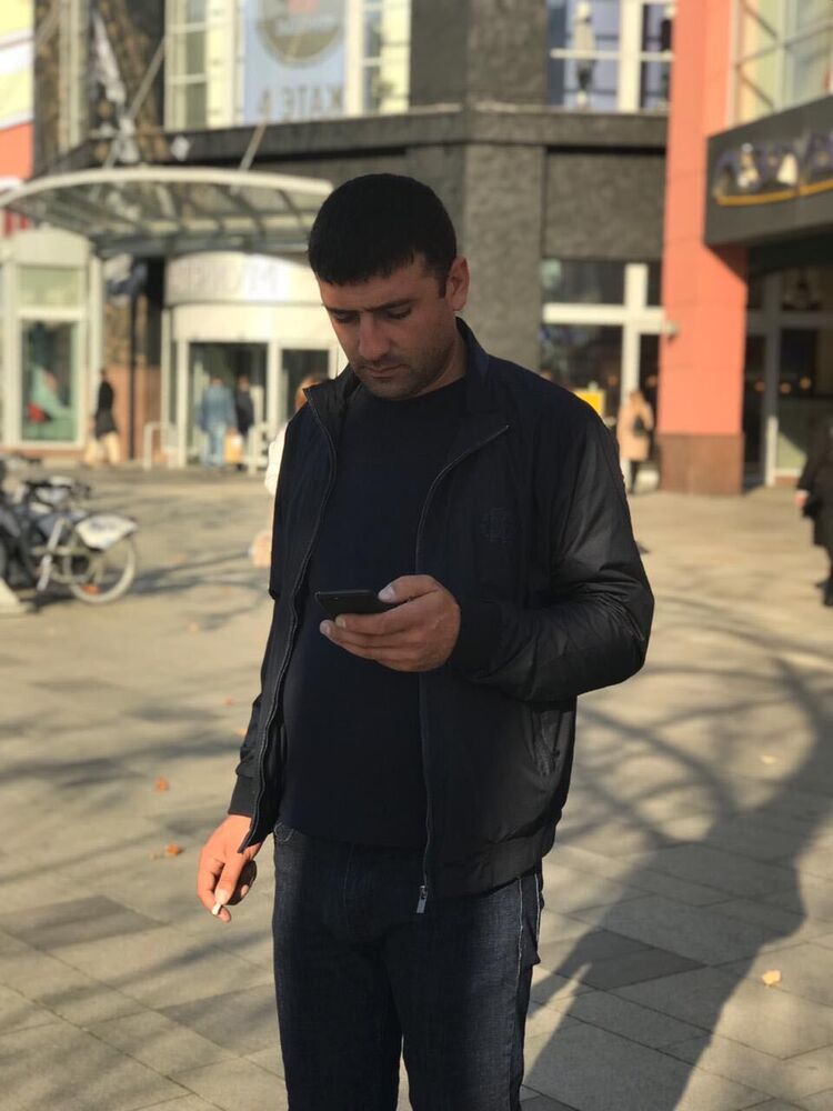  38269178  , 40 ,    