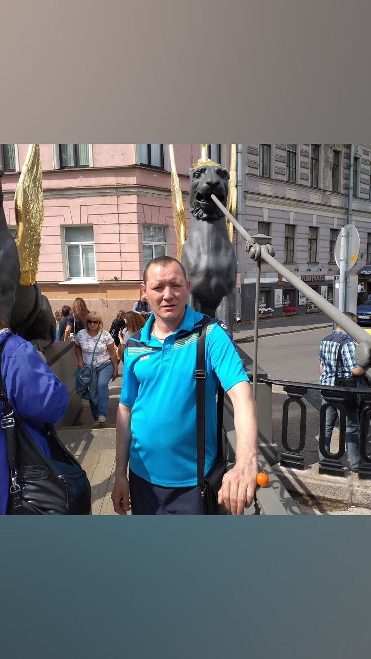  32348638  KONSTANTIN, 45 ,    --