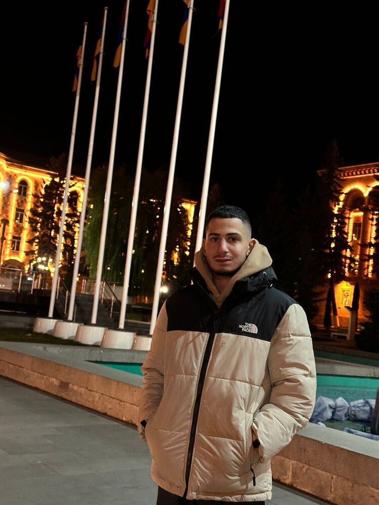  54666738  Rudrigo, 23 ,    --