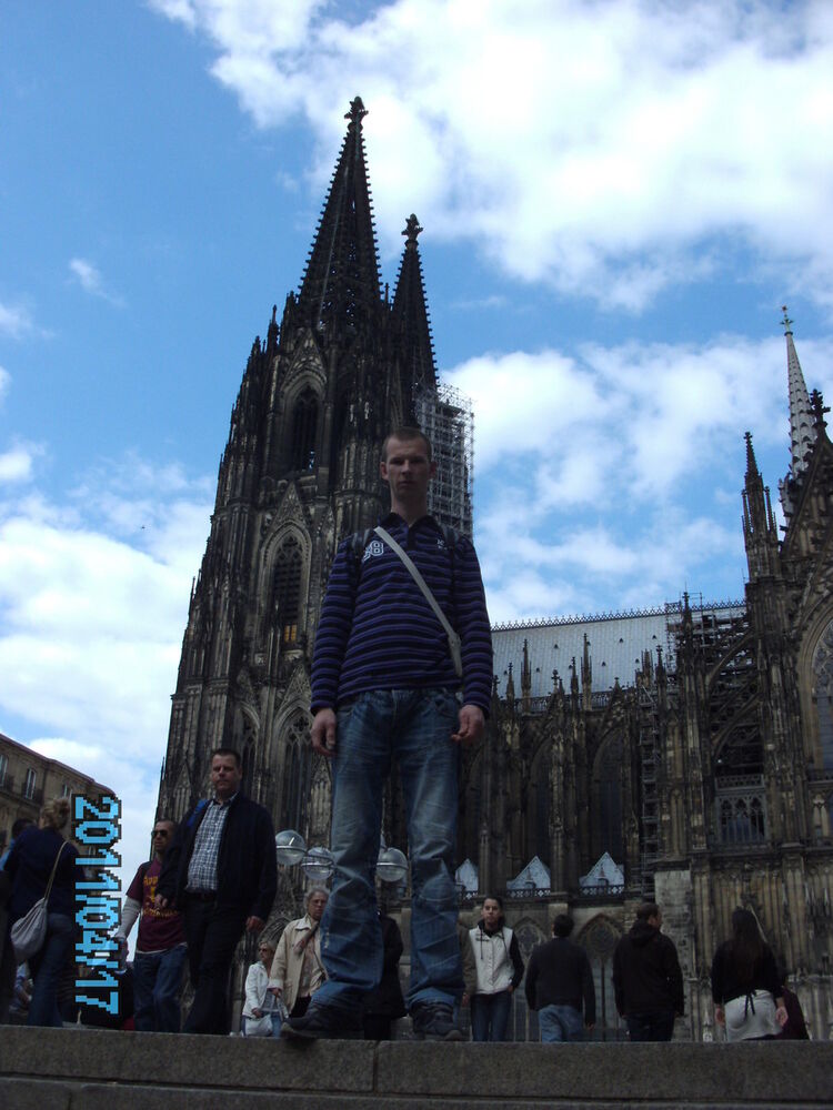  ,   Deniss, 39 ,   