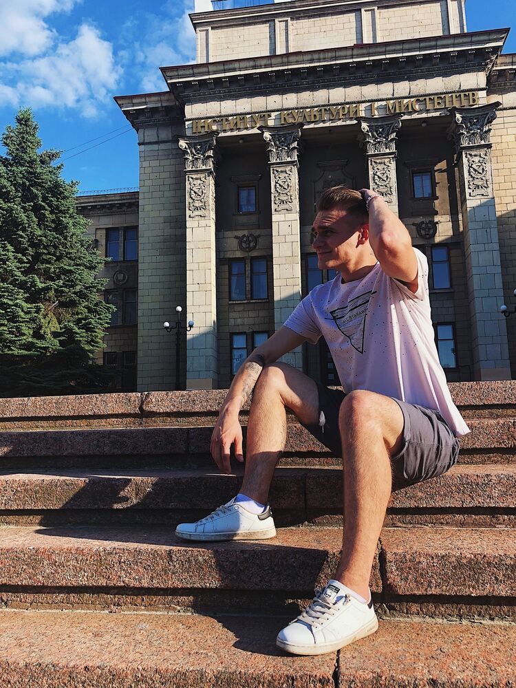  26751328  Valery, 25 ,    