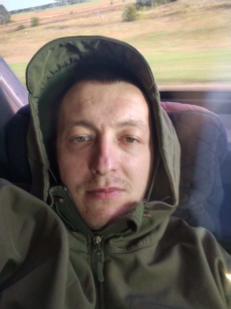  53558238  , 32 ,    --