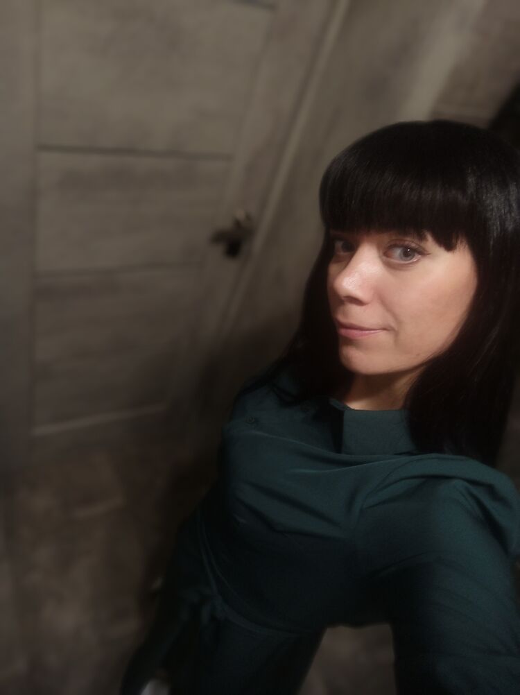  -,   Queen, 34 ,   ,   , c , 