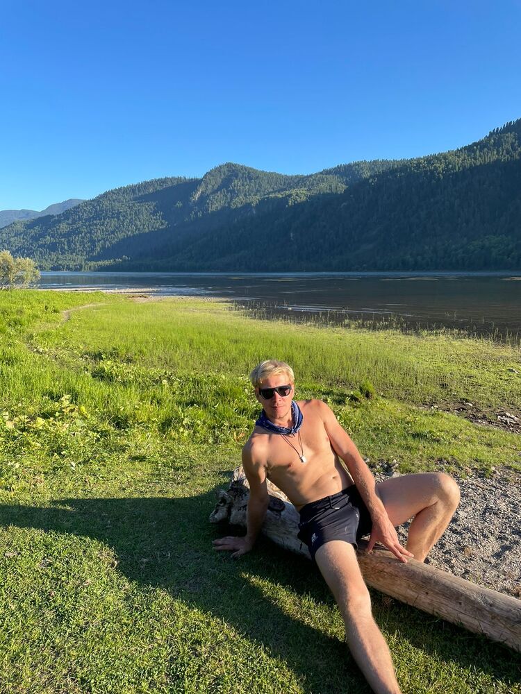  ,   Rudi, 41 ,   ,   