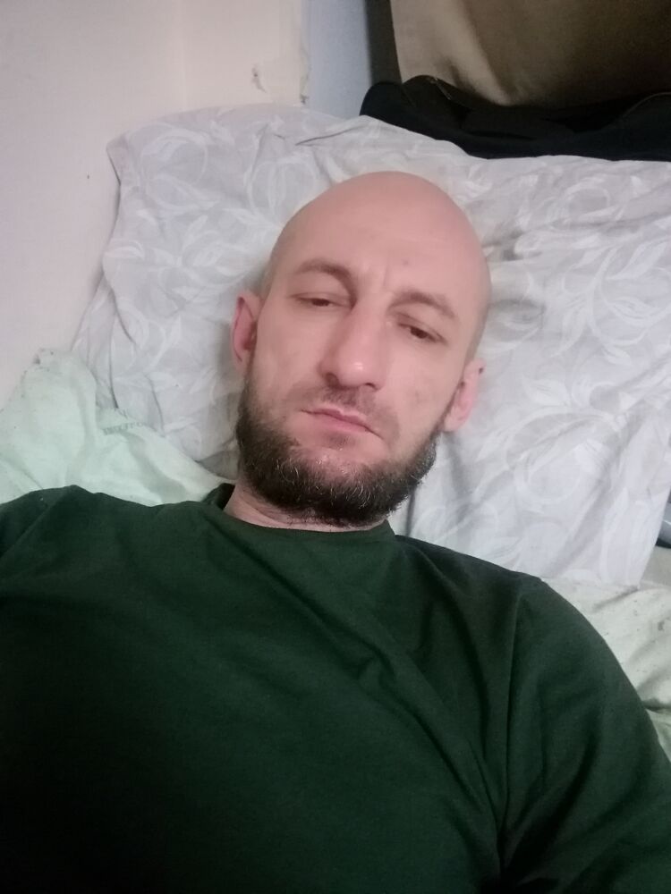  48881328  , 41 ,    