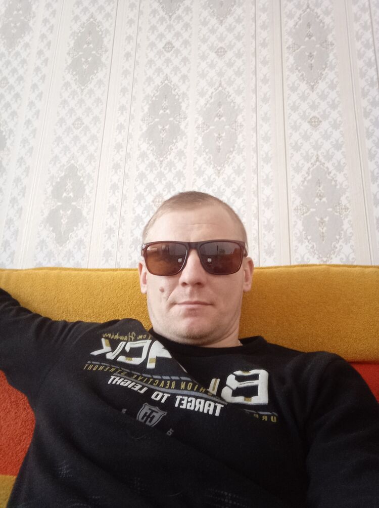  38580978  , 42 ,    