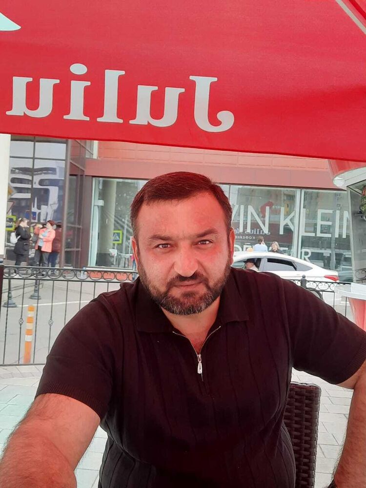  30424608  Alik, 44 ,    