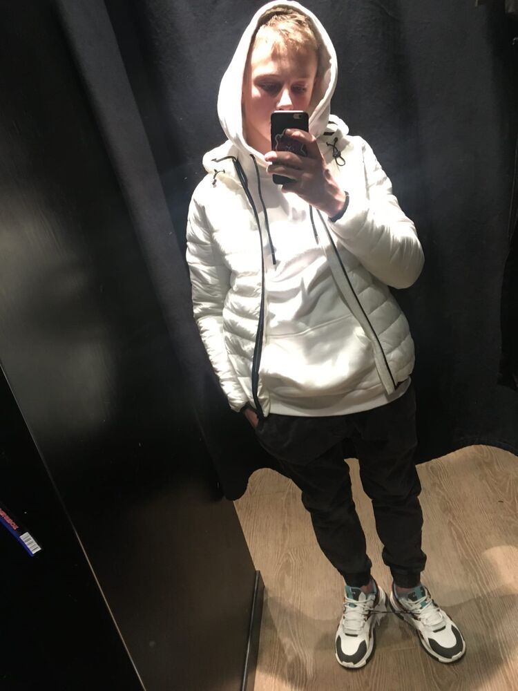 ���� 24436068 ����� ���������, 22 ����, ���� ���������� � ������������