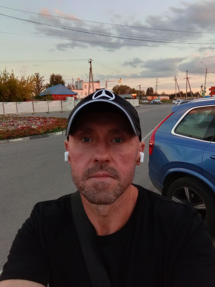  ,   Dima, 49 ,  