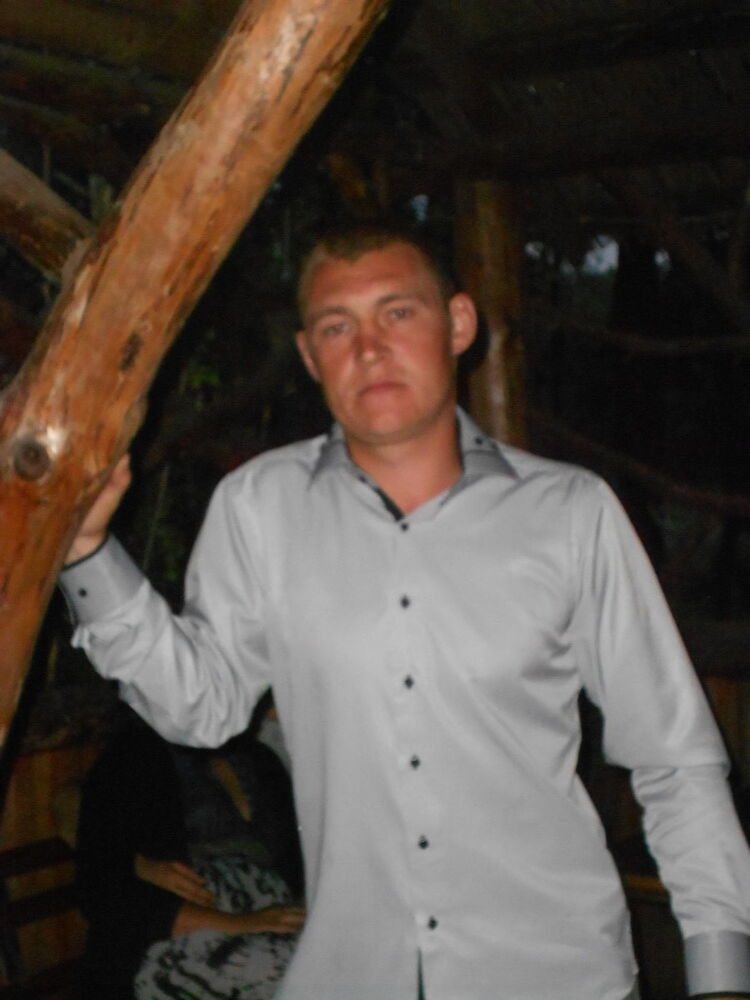  5798468  Alex, 38 ,    