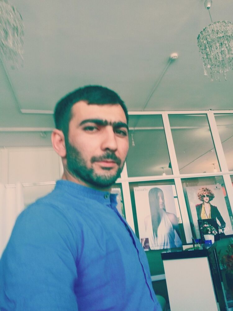  6380808  YAGUAR, 39 ,    