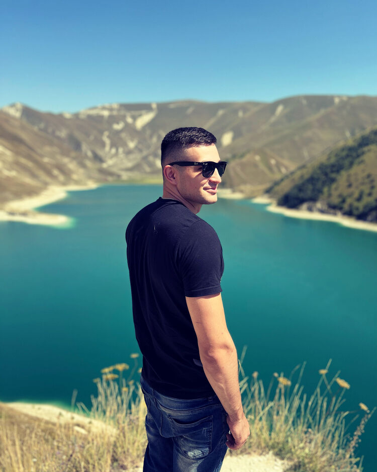 ���� 30173698 ������� �����, 32 ����, ���� ���������� � ������