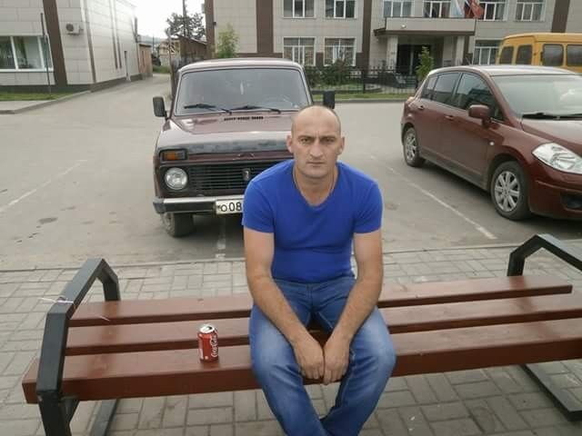  8283928  Aleko, 45 ,    -