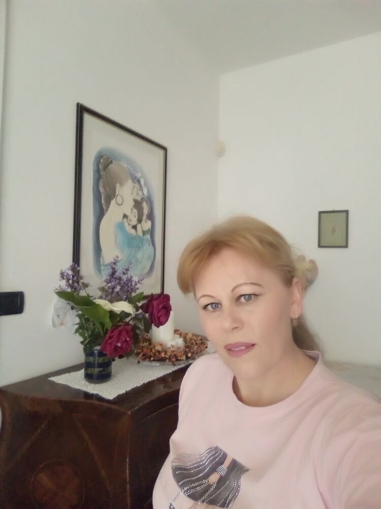  Tricase,   Aliona, 49 ,   ,   