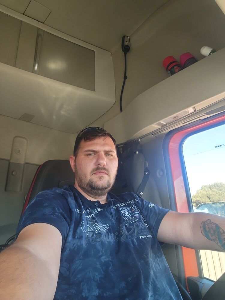  44605608  , 39 ,    