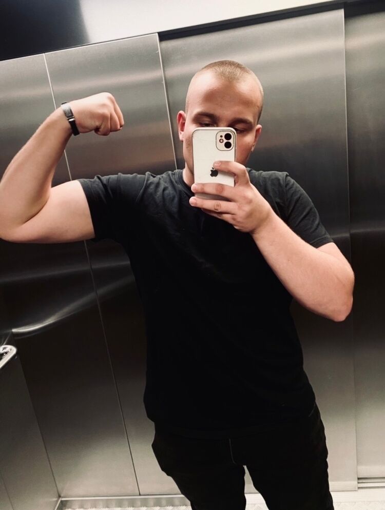  46877498  , 32 ,    