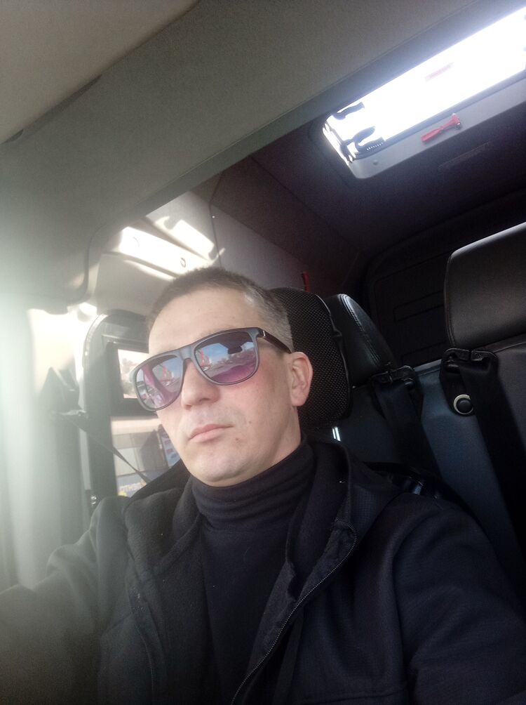 ���� 43697698 ������� ����, 37 ���, ���� ���������� � ������