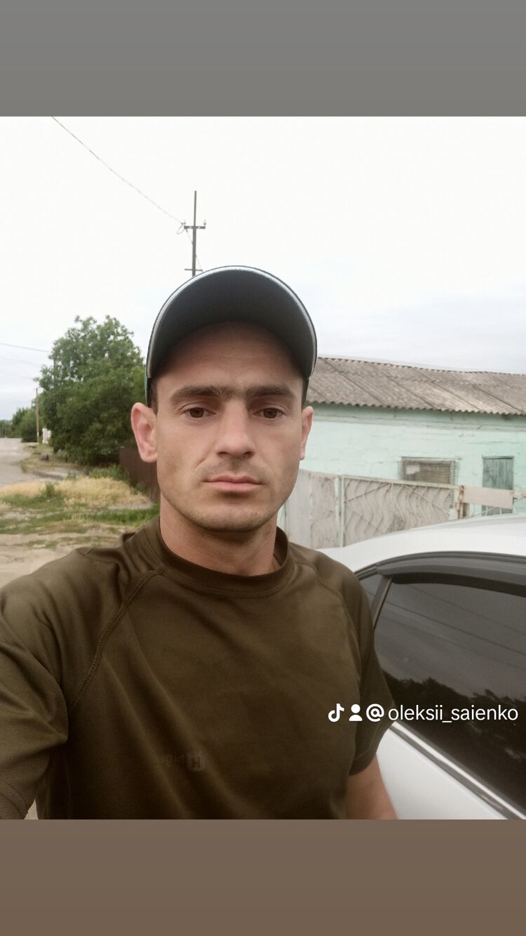  ,   Oleksii, 34 ,   ,   , c , 
