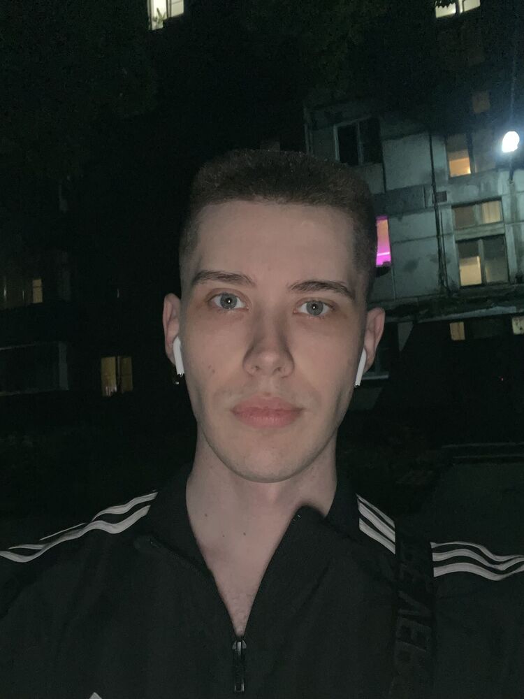  44578938  , 27 ,    