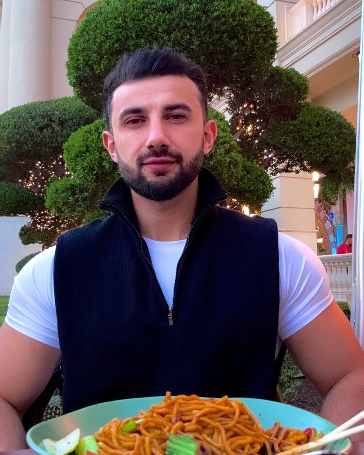  54123318  , 37 ,    -