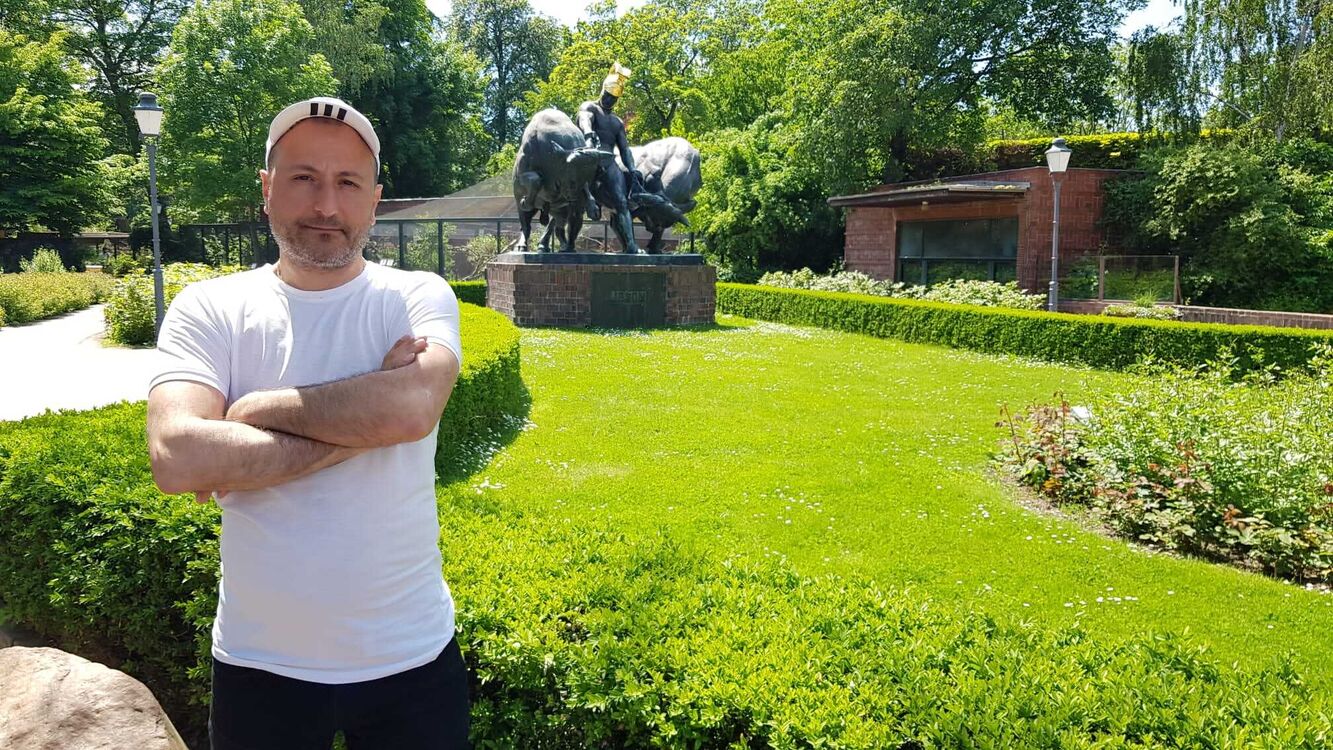  53568948  Artur, 48 ,    Nuernberg