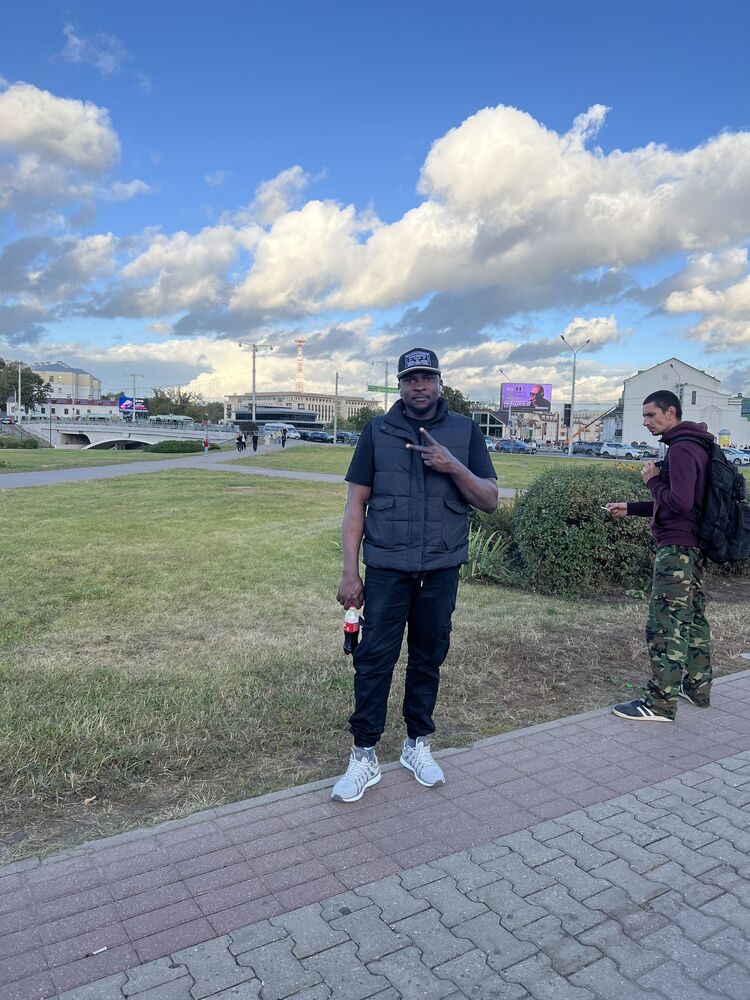  54689188  Isaac, 34 ,    