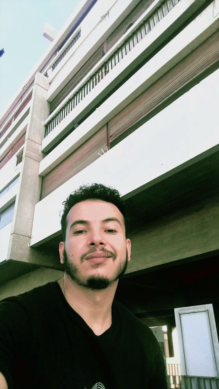 ���� 41080808 ������� Mousta adams, 33 ����, ���� ���������� � ������